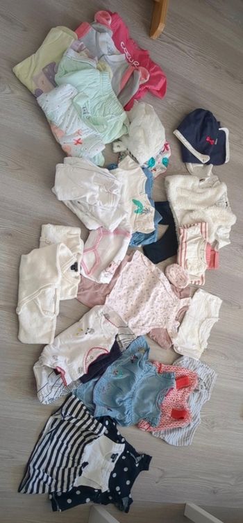 Vêtements bébé fille 1 mois
