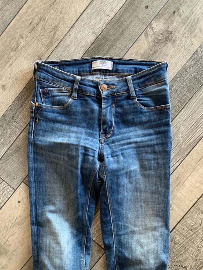 Jeans trouée 👖 - photo numéro 2