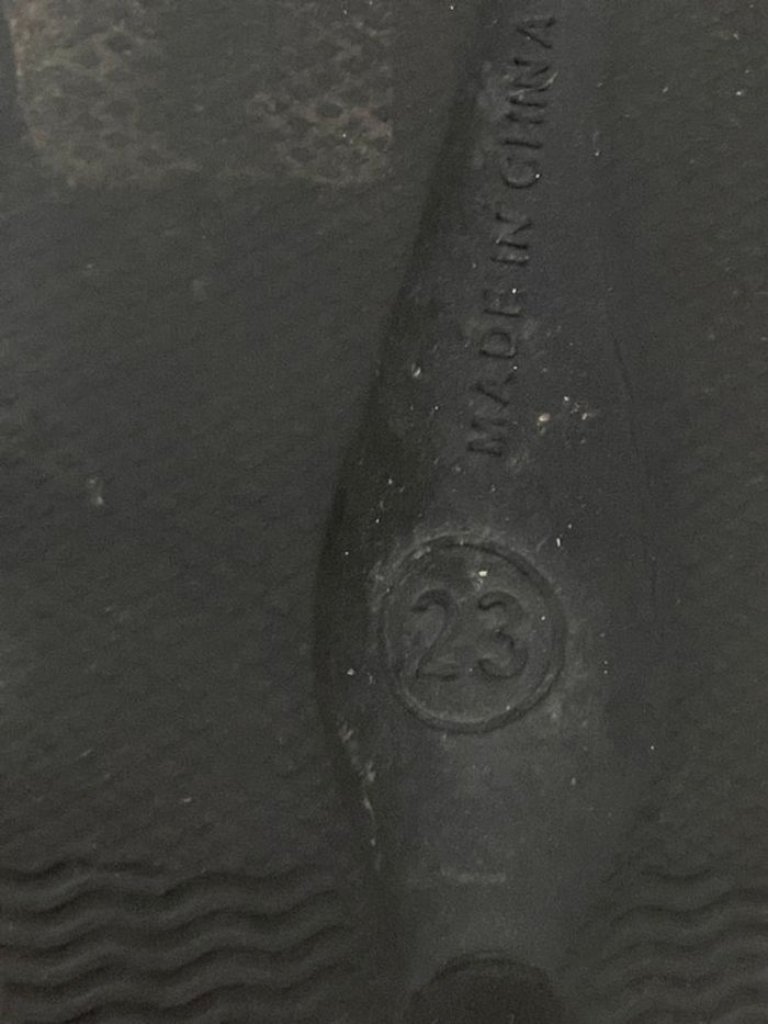 Sandale taille 23 - photo numéro 2