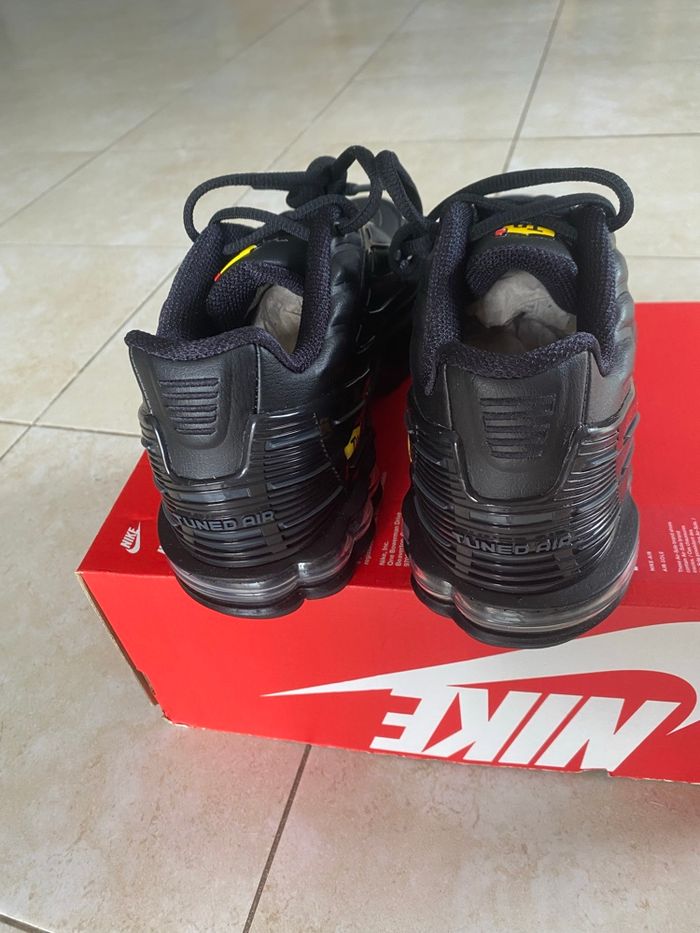Air max plus 3 LTR TN noir 38,5 - photo numéro 3