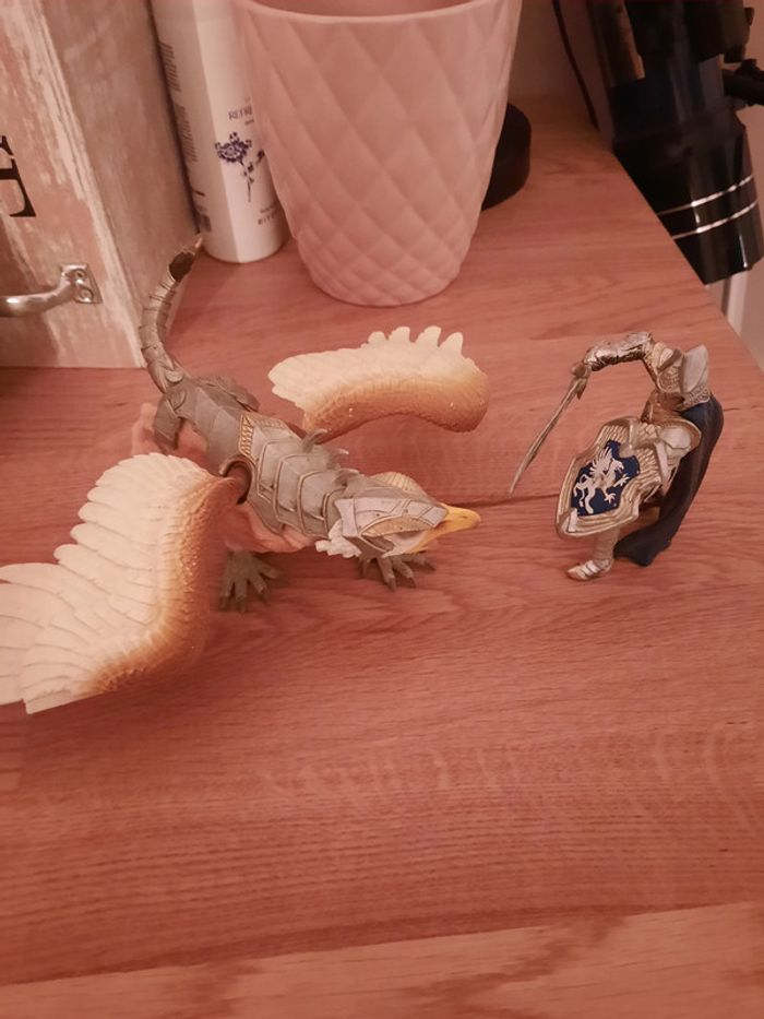 Schleich griffon + guerrier