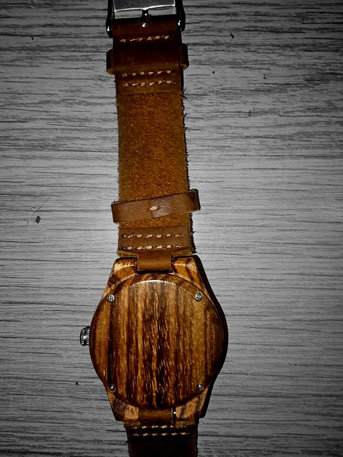 Montre bois mécanisme apparent homme - photo numéro 9