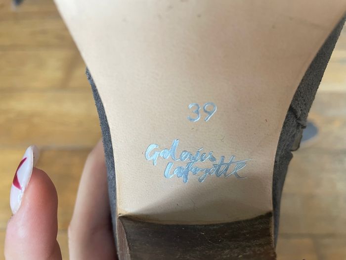 Bottines à grises à franges – Galeries Lafayette, taille 39 - photo numéro 5
