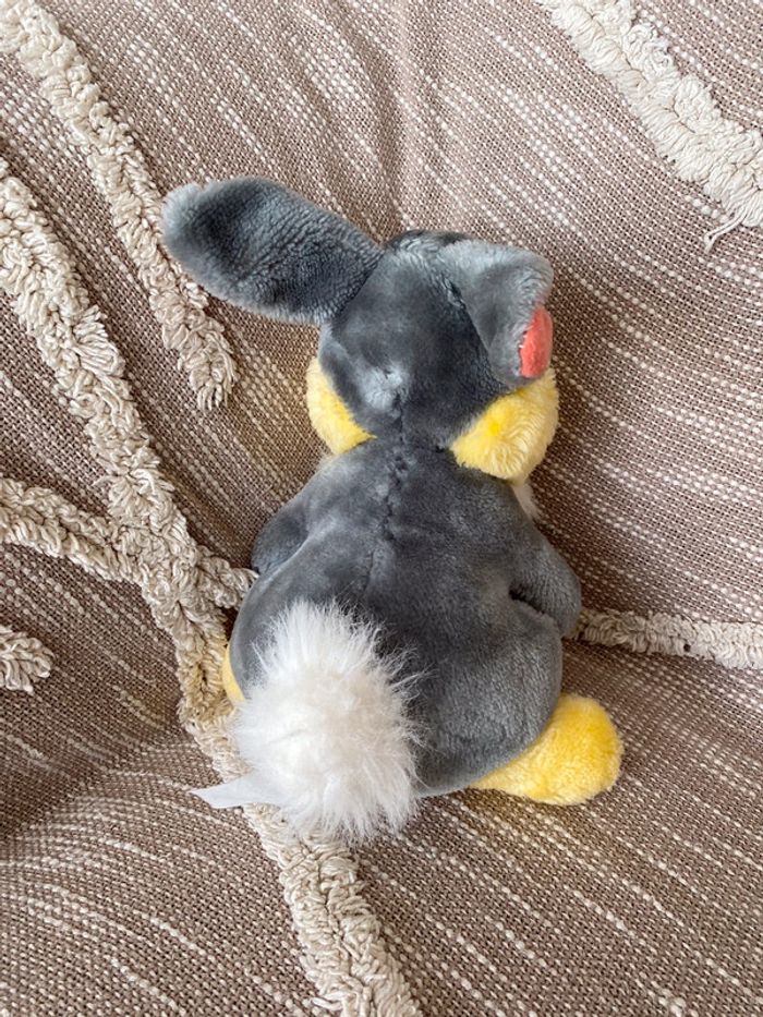 Peluche doudou 28cm Disney Bambi Panpan lapin gris et jaune vintage très bon état - photo numéro 3