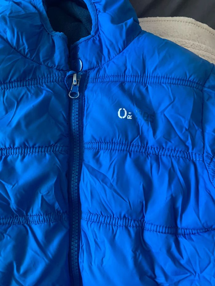 Très jolie doudoune garçon 4 ans - photo numéro 2