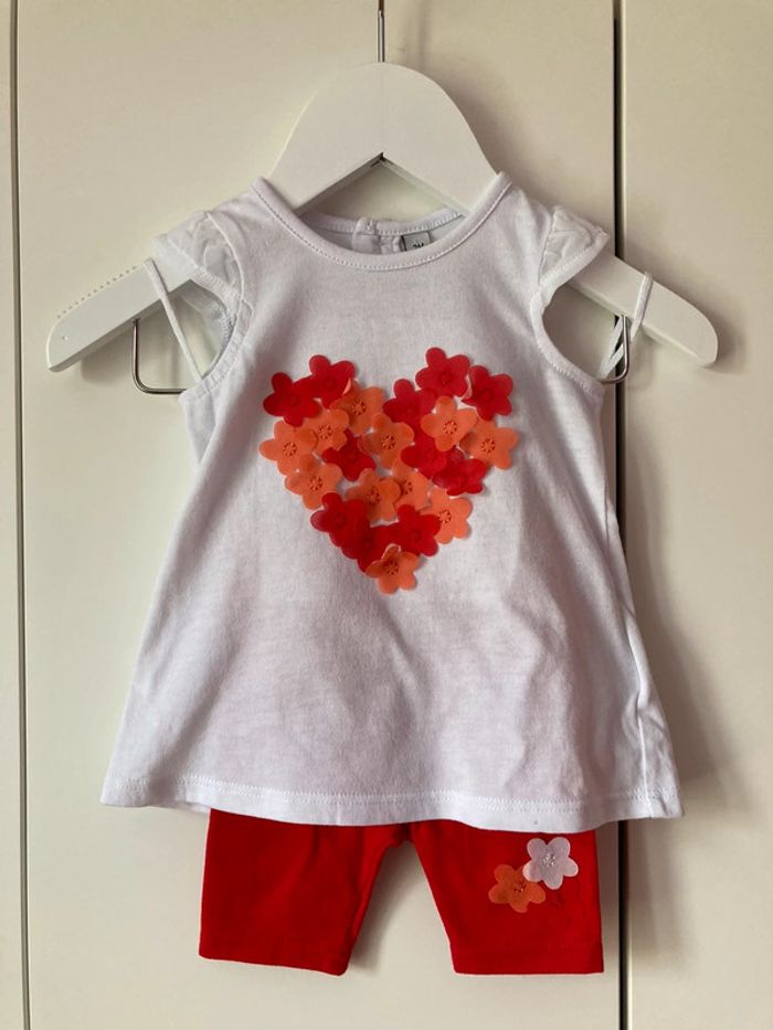 Ensemble leggin court et t-shirt 3 mois