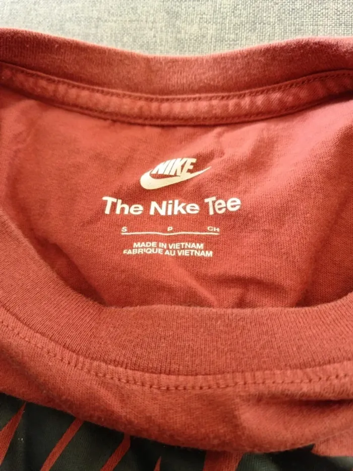 C58 t-shirt bordeaux Nike S - photo numéro 3