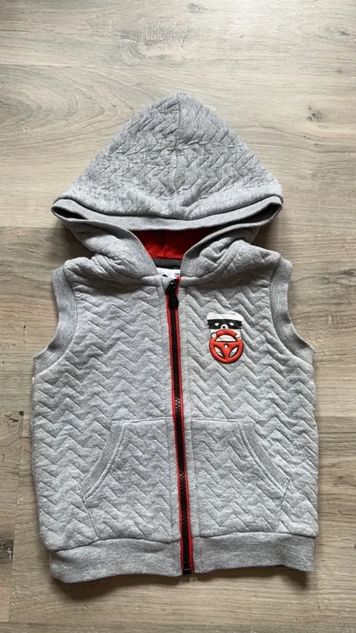 Ensemble t-shirt manches longues, jogging, veste sans manches - photo numéro 6