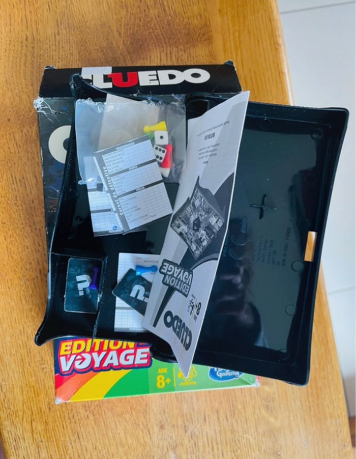 Cluedo de voyage - photo numéro 2
