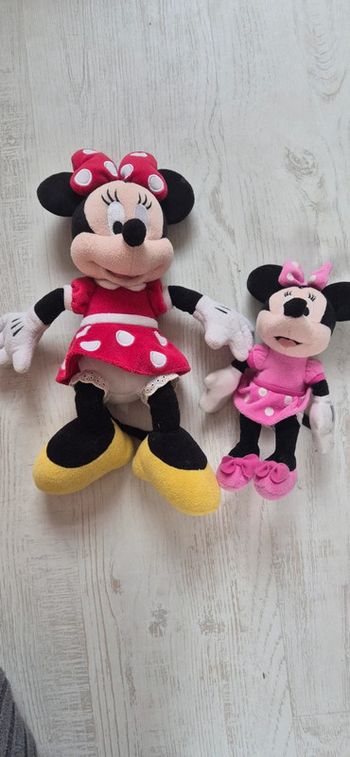 Lot peluche minnie