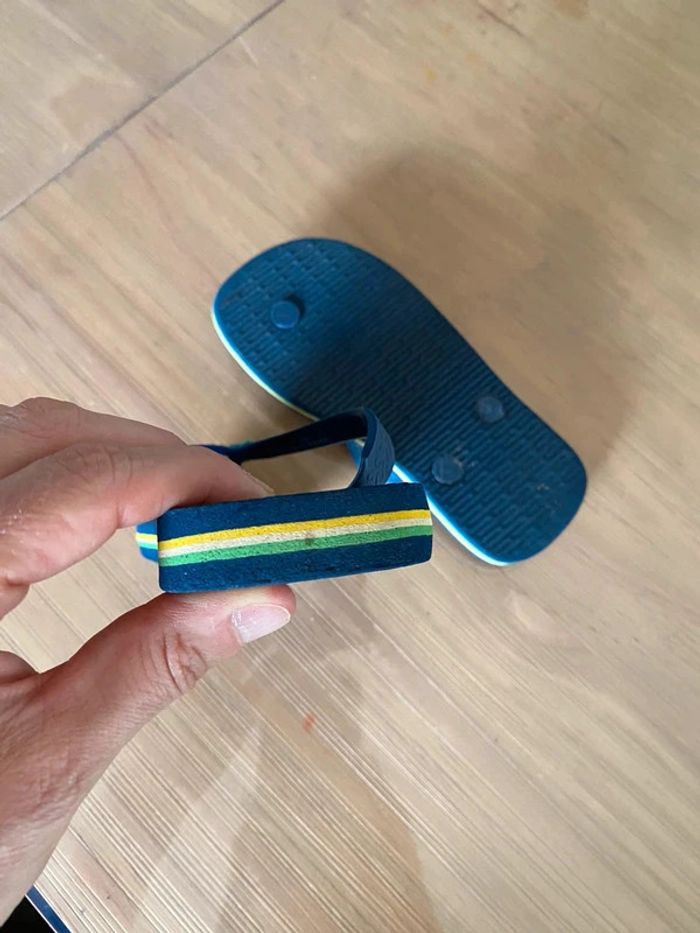 Tongs Havaianas baby bleue taille 25 / 26 - photo numéro 4