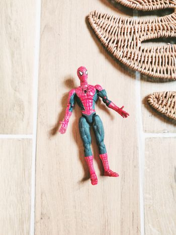 🦟 Spider-man figurine Avengers marvel legends super poseable année 2003 marque Toy biz