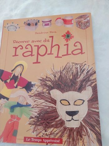 Décorer avec du raffia