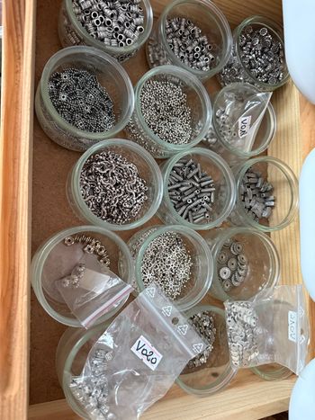 Perles et connecteurs métal 