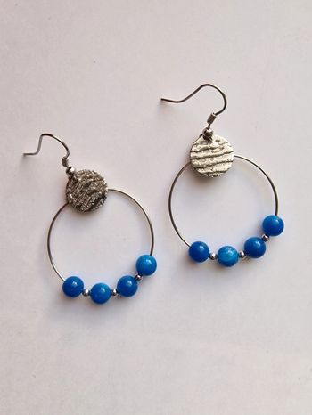 Boucle d'oreille créole bleu