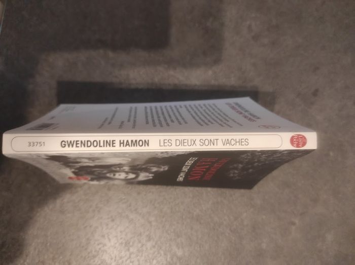 Les dieux sont vaches Gwendoline Hamon Livre de Poche 2015 - photo numéro 2
