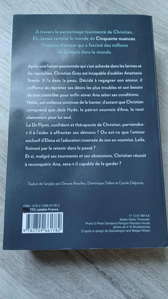 Livre 50 nuances de Grey - Darker - photo numéro 2