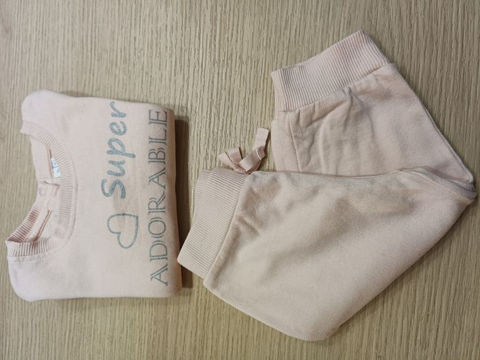 Ensemble de jogging - photo numéro 2