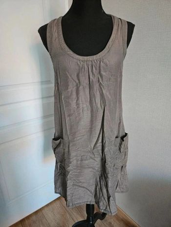 Robe d'été sans manche kaki Naf Naf taille 38