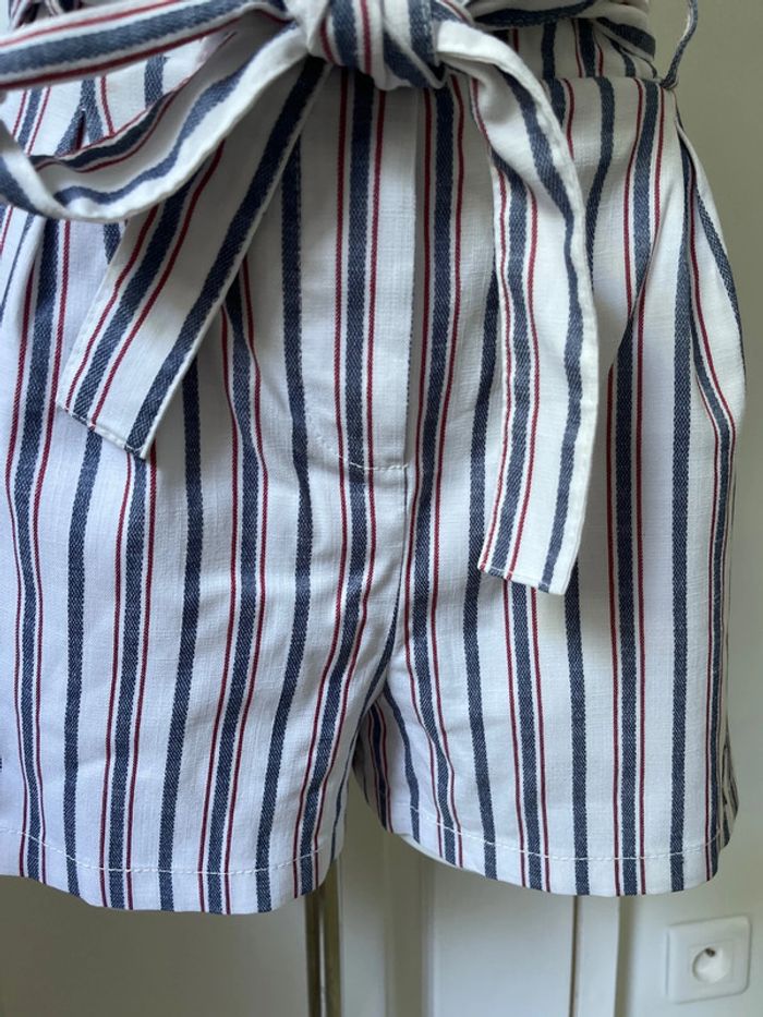 Short à rayures - photo numéro 8