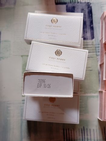 24 coffrets parfum voiture Rituals 