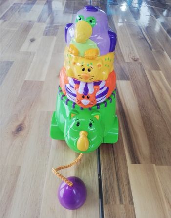 Jeu pour bébé animaux à empiler