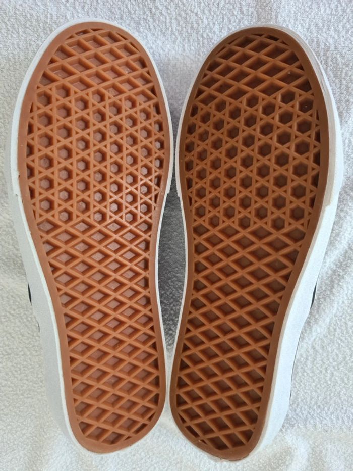 Skippers Vans - photo numéro 7