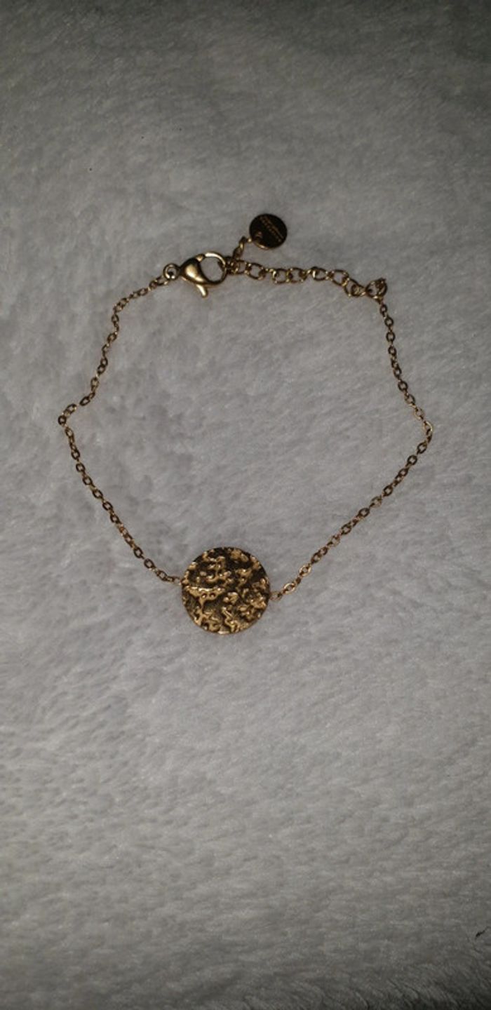 Bracelet