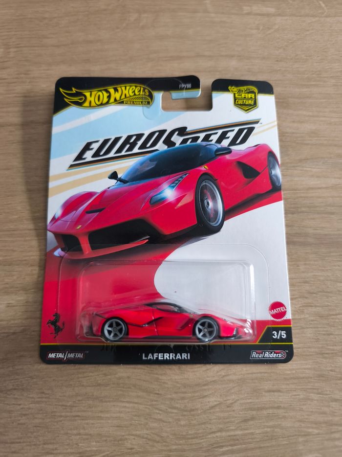 Hot wheels Ferrari