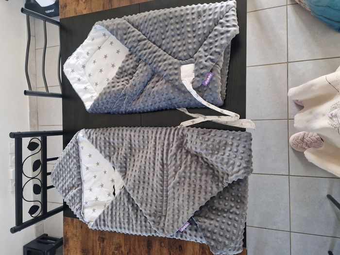 Lots couverture siege auto / emmaillotage