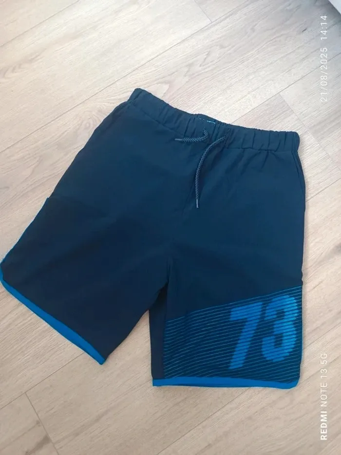 Magnifique short La redoute bleu taille 12 ans