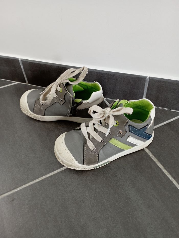 Paire de basket taille 27 - photo numéro 2