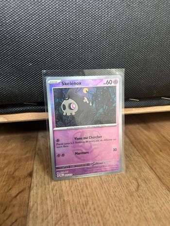 Skelenox 035/131 masterball Évolutions prismatiques