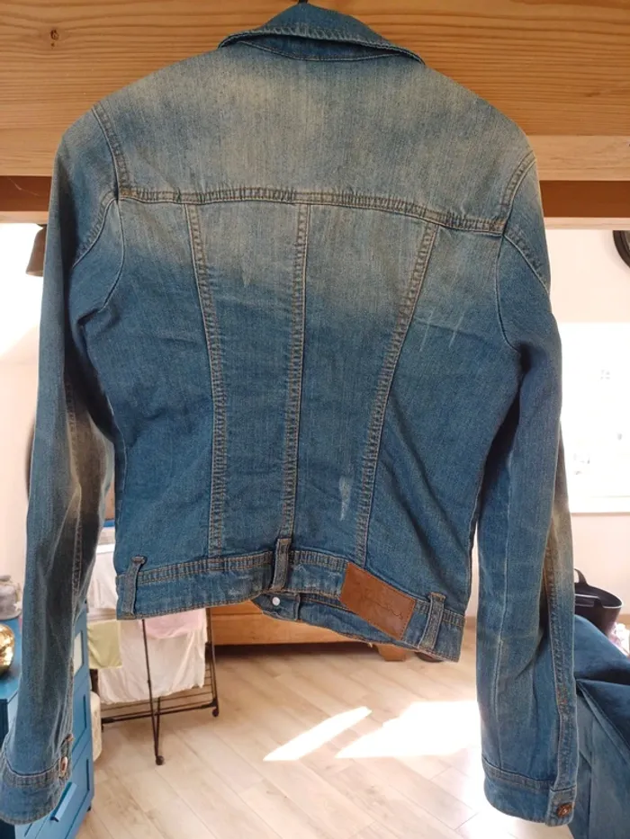 Veste en jean courte. Jennyfer - photo numéro 6