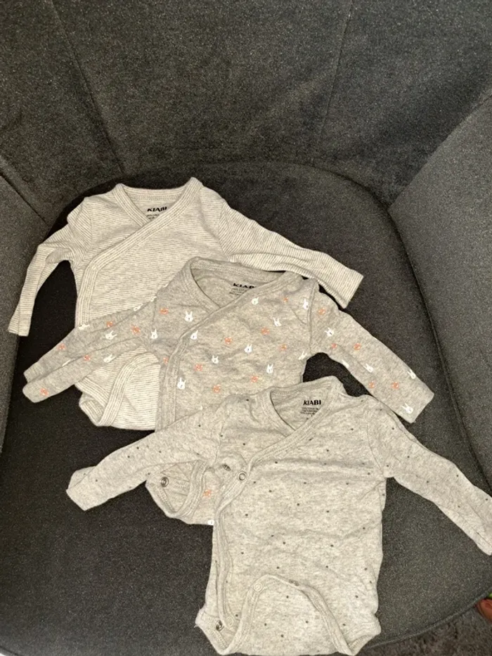 Lot de 3 bodies - photo numéro 2