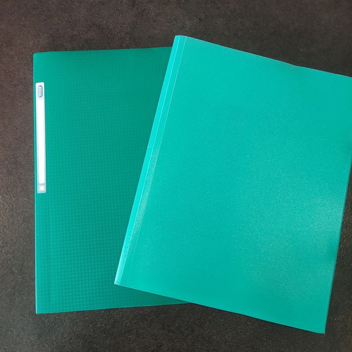 Pochettes vertes en polypropylène