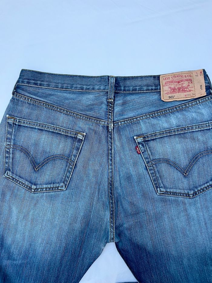 Jean troué vintage Levi's 501 taille W38 - photo numéro 8