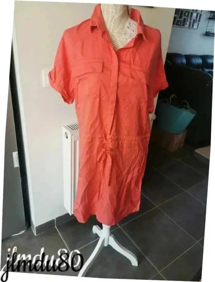 Robe neuve 38 - photo numéro 2