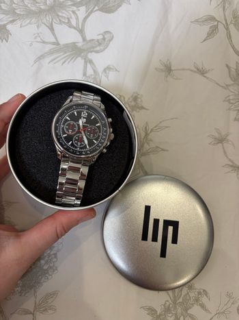 Montre Chronographe LIP - Cadran Noir & Bracelet Acier - État Neuf