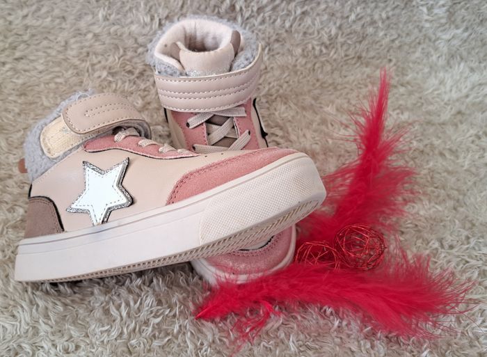 Chaussures montantes Street Life beiges pointure 25 - photo numéro 1