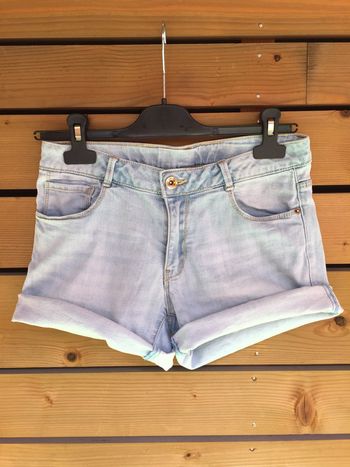 Short Zara girl