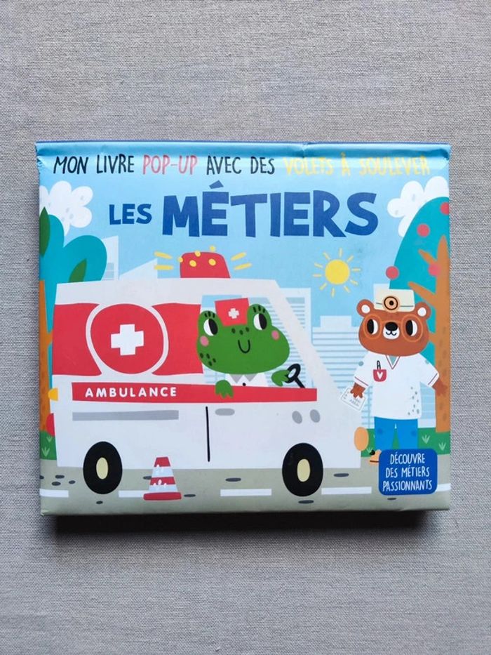Livre pop UP avec volets à soulever