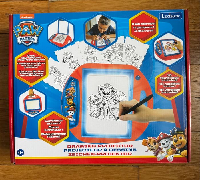 Projecteur à dessins lumineux