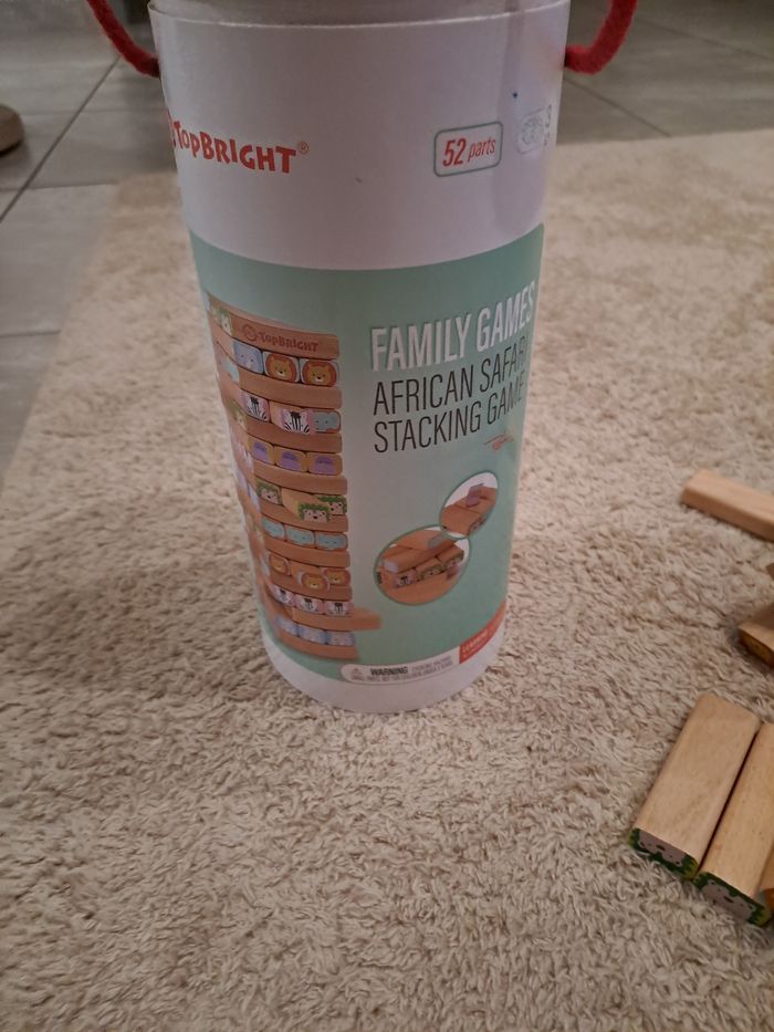 Jouet tour de.bloc empilage animaux