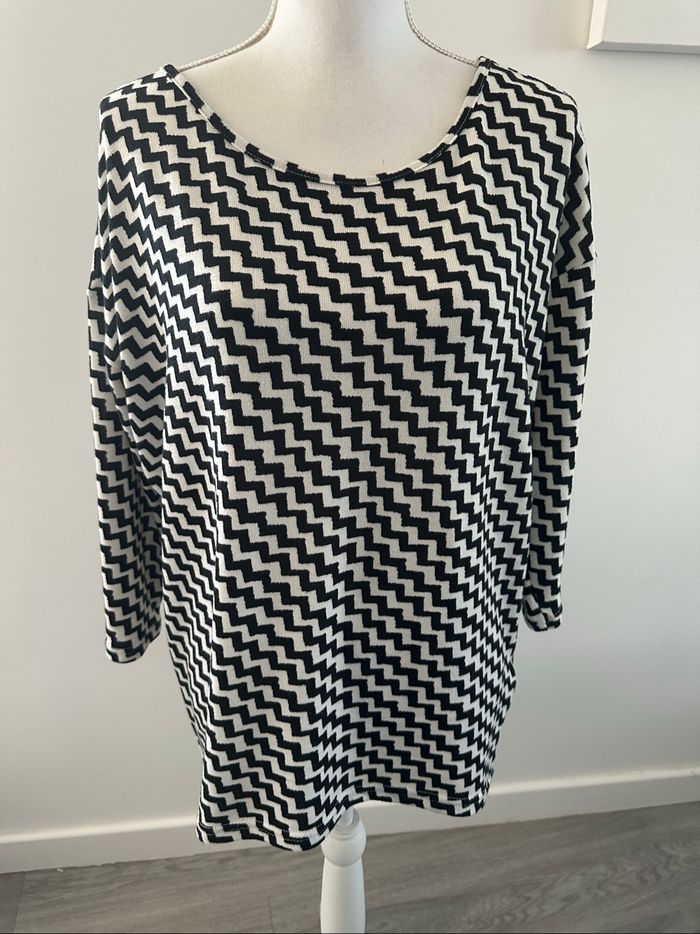Pull oversize zig zag noir et blanc Only T36 S