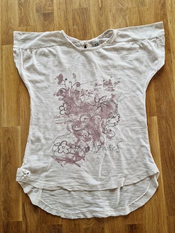 T-shirt taille 4/5ans en très bon état