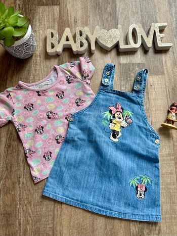 - Ensemble Disney     - 9 mois - Très bon état 