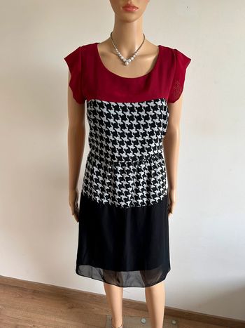 Robe sans manches Rinascimento taille S jamais portée