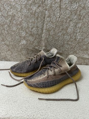 Baskets Adidas Yeezy Boost 350 p40 2/3