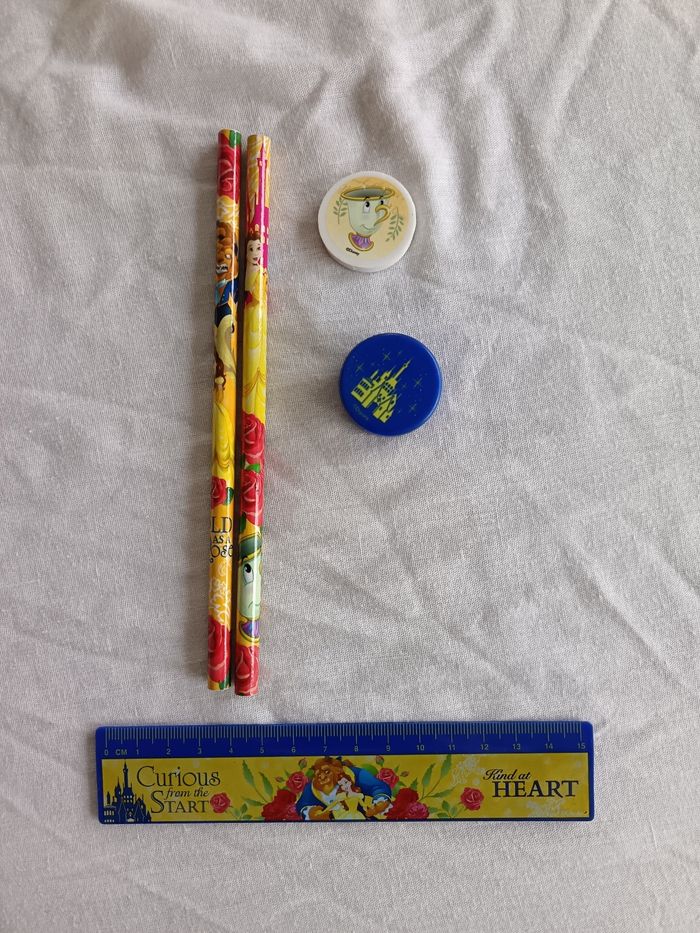 Lot fournitures La Belle et La Bête Disney - photo numéro 6